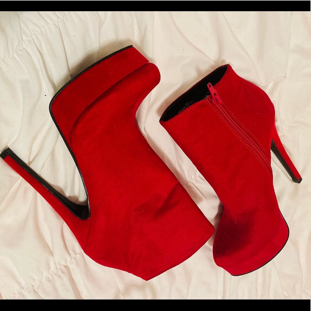 Red Chinese laundry stiletto booties